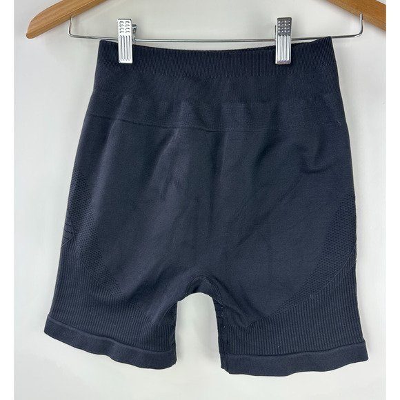 Alphalete Seamless Short Black No Size or Care Tag Shorts Stretch Small/Medium?? - Picture 3 of 6